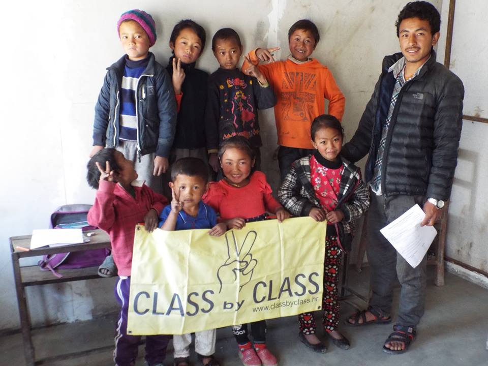 Škola u srcu Himalaje